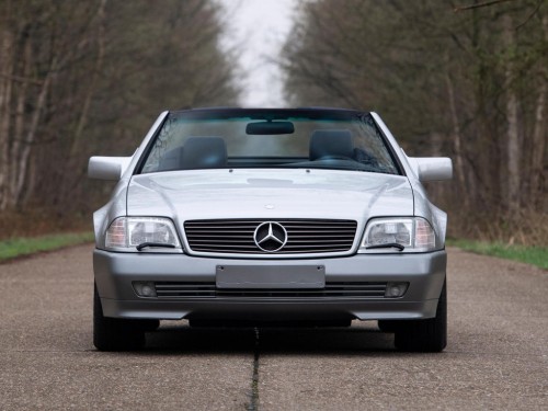 Характеристики автомобиля Mercedes-Benz SL-Class SL 600 AT (06.1993 - 08.1995): фото, вместимость, скорость, двигатель, топливо, масса, отзывы