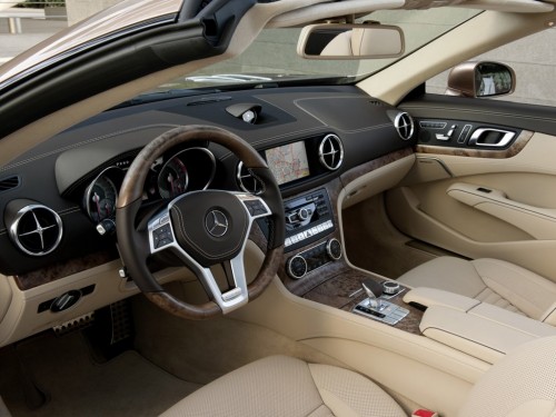 Характеристики автомобиля Mercedes-Benz SL-Class SL 63 AMG DSG (06.2014 - 03.2016): фото, вместимость, скорость, двигатель, топливо, масса, отзывы