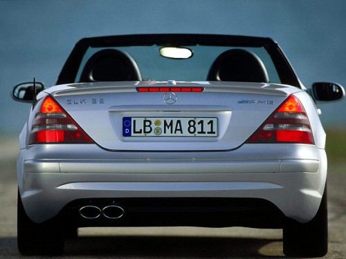 Характеристики автомобиля Mercedes-Benz SLK-Class SLK 200 Kompressor MT (02.2000 - 02.2004): фото, вместимость, скорость, двигатель, топливо, масса, отзывы