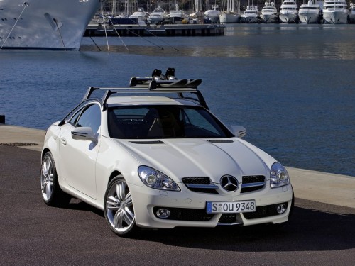Характеристики автомобиля Mercedes-Benz SLK-Class SLK 55 AMG AT (04.2008 - 03.2011): фото, вместимость, скорость, двигатель, топливо, масса, отзывы