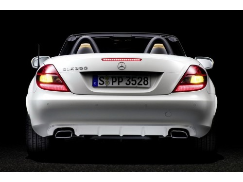 Характеристики автомобиля Mercedes-Benz SLK-Class SLK 350 Sportmotor AT Grand Edition (01.2010 - 08.2010): фото, вместимость, скорость, двигатель, топливо, масса, отзывы