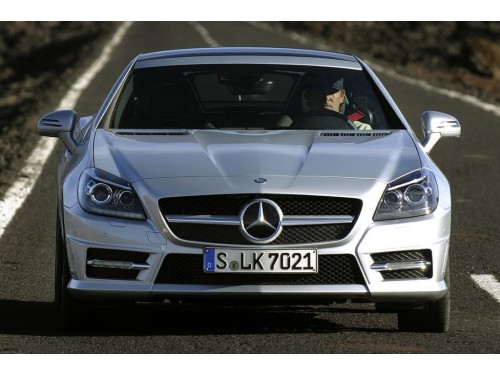 Характеристики автомобиля Mercedes-Benz SLK-Class SLK 55 AMG AT CarbonLOOK Edition (04.2015 - 01.2016): фото, вместимость, скорость, двигатель, топливо, масса, отзывы
