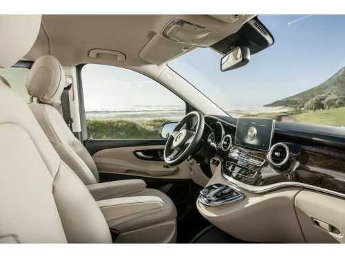 Характеристики автомобиля Mercedes-Benz V-Class 200 d MT Avantgarde Длинный (12.2014 - 02.2020): фото, вместимость, скорость, двигатель, топливо, масса, отзывы