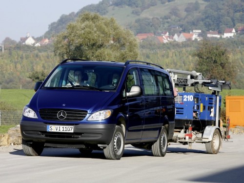 Характеристики автомобиля Mercedes-Benz Vito 109 CDI MT L1 (09.2007 - 02.2010): фото, вместимость, скорость, двигатель, топливо, масса, отзывы