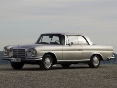 Mercedes-Benz W111 2.2 AT 220 SEb (09.1960 - 10.1965)