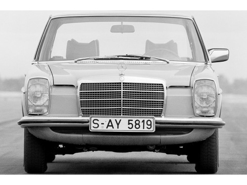 Характеристики автомобиля Mercedes-Benz W115 2.2D AT 220 D (09.1973 - 12.1976): фото, вместимость, скорость, двигатель, топливо, масса, отзывы