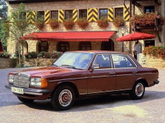 Mercedes-Benz W123 2.0d AT 200 D (03.1979 - 04.1985)