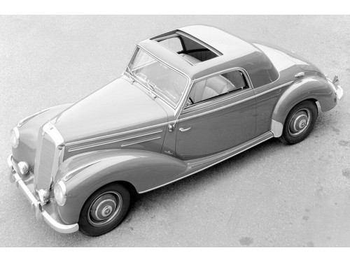 Характеристики автомобиля Mercedes-Benz W187 2.2 MT 220 Coupe (04.1954 - 08.1955): фото, вместимость, скорость, двигатель, топливо, масса, отзывы