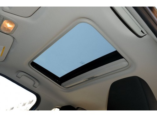 Характеристики автомобиля MG 3 1.3 MT Comfort (03.2011 - 09.2012): фото, вместимость, скорость, двигатель, топливо, масса, отзывы