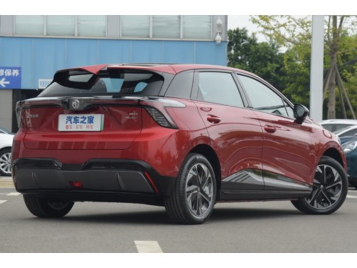 Характеристики автомобиля MG Mulan 51 kWh Luxury (09.2022 - н.в.): фото, вместимость, скорость, двигатель, топливо, масса, отзывы