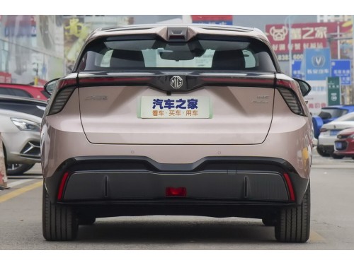 Характеристики автомобиля MG Mulan 51 kWh Executive (03.2023 - н.в.): фото, вместимость, скорость, двигатель, топливо, масса, отзывы