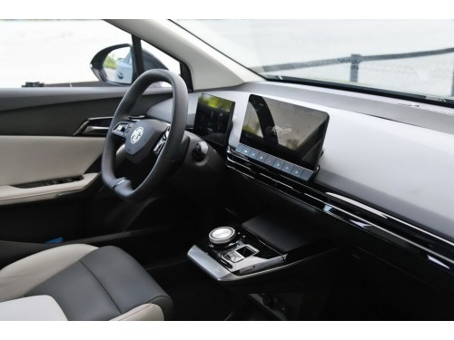 Характеристики автомобиля MG Mulan 51 kWh Luxury (09.2022 - н.в.): фото, вместимость, скорость, двигатель, топливо, масса, отзывы