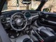 Характеристики автомобиля MINI Cabrio 1.5 MT One (01.2018 - 12.2020): фото, вместимость, скорость, двигатель, топливо, масса, отзывы