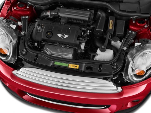 Характеристики автомобиля MINI Hatch 1.6 MT Cooper (04.2010 - 12.2013): фото, вместимость, скорость, двигатель, топливо, масса, отзывы