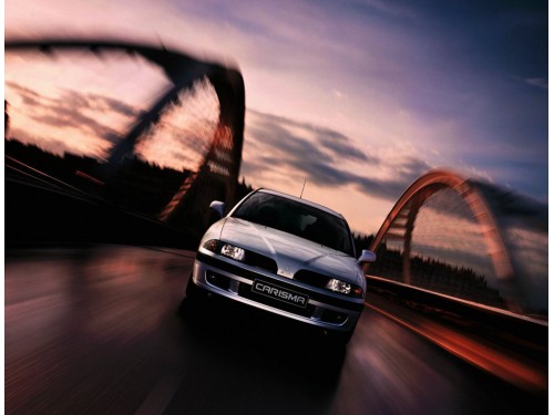 Характеристики автомобиля Mitsubishi Carisma 1.8 Avance + EA1 (05.2003 - 03.2005): фото, вместимость, скорость, двигатель, топливо, масса, отзывы