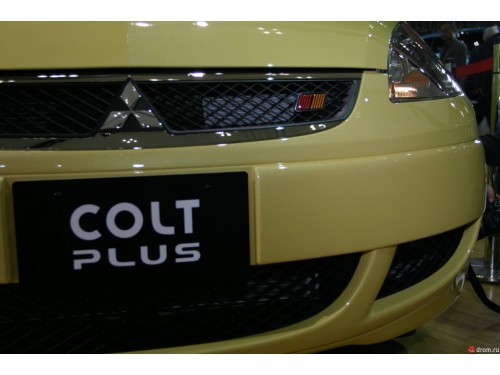 Характеристики автомобиля Mitsubishi Colt Plus 1.5 RX (10.2008 - 05.2010): фото, вместимость, скорость, двигатель, топливо, масса, отзывы