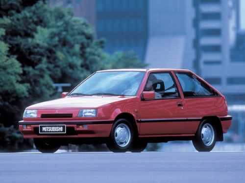 Характеристики автомобиля Mitsubishi Colt 1.8 D MT ELD/GLD (02.1984 - 03.1988): фото, вместимость, скорость, двигатель, топливо, масса, отзывы