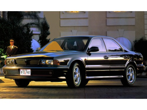 Характеристики автомобиля Mitsubishi Diamante 2.0 20E (10.1992 - 10.1993): фото, вместимость, скорость, двигатель, топливо, масса, отзывы