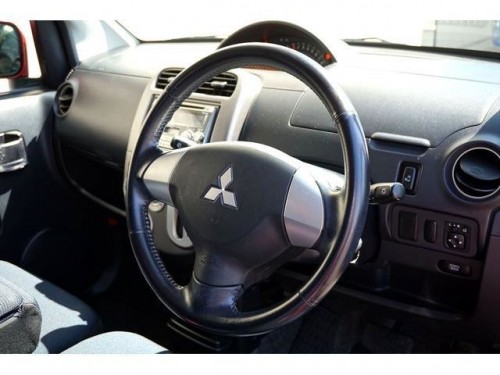 Характеристики автомобиля Mitsubishi eK Sport 660 R (08.2008 - 07.2009): фото, вместимость, скорость, двигатель, топливо, масса, отзывы