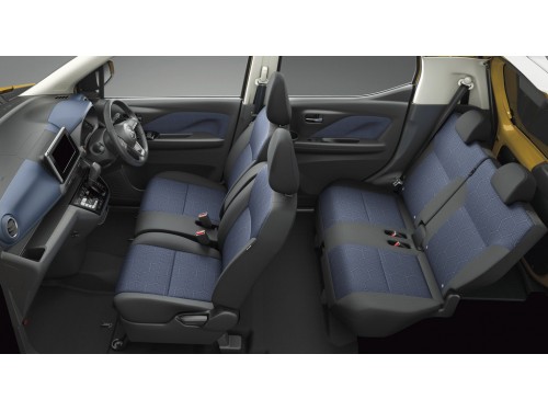 Характеристики автомобиля Mitsubishi eK Wagon X 660 T 4WD (03.2019 - 07.2020): фото, вместимость, скорость, двигатель, топливо, масса, отзывы