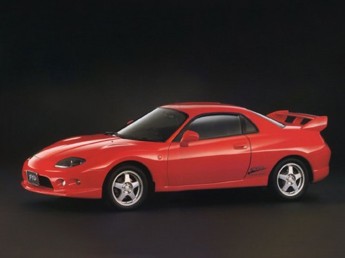 Характеристики автомобиля Mitsubishi FTO 1.8 GS (02.1997 - 08.2001): фото, вместимость, скорость, двигатель, топливо, масса, отзывы