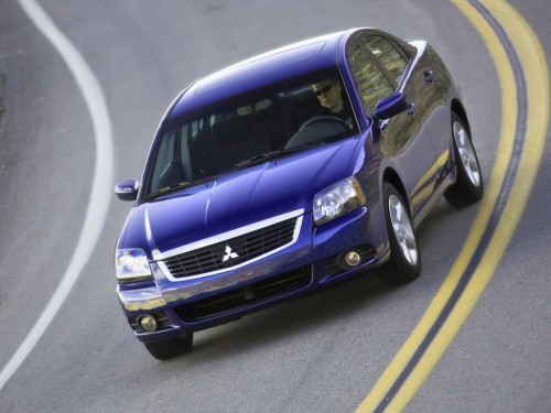 Характеристики автомобиля Mitsubishi Galant 2.4 AT Instyle (03.2008 - 08.2012): фото, вместимость, скорость, двигатель, топливо, масса, отзывы