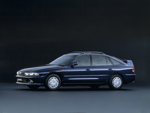 Характеристики автомобиля Mitsubishi Galant Sports 2.0 GT (08.1994 - 10.1995): фото, вместимость, скорость, двигатель, топливо, масса, отзывы
