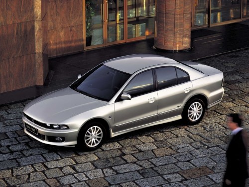 Характеристики автомобиля Mitsubishi Galant 2.5 AT Elegance E81 (08.1998 - 10.2003): фото, вместимость, скорость, двигатель, топливо, масса, отзывы