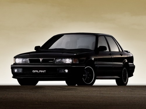 Характеристики автомобиля Mitsubishi Galant 1.6 GE (04.1990 - 09.1990): фото, вместимость, скорость, двигатель, топливо, масса, отзывы