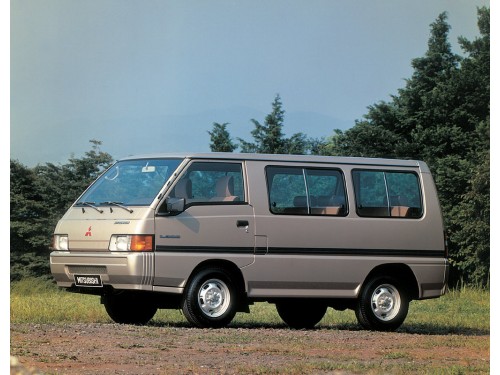 Характеристики автомобиля Mitsubishi L300 2.0 MT Panel Van DX Standart (02.1987 - 09.1998): фото, вместимость, скорость, двигатель, топливо, масса, отзывы