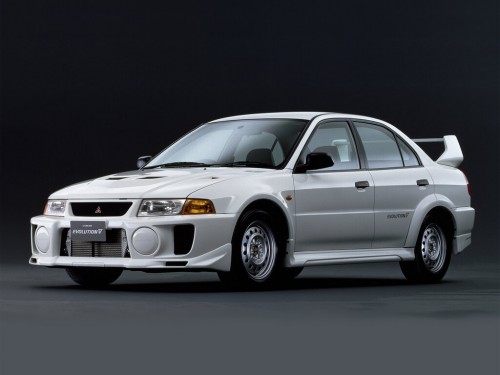 Характеристики автомобиля Mitsubishi Lancer Evolution 2.0 GSR Evolution V (01.1998 - 12.1998): фото, вместимость, скорость, двигатель, топливо, масса, отзывы