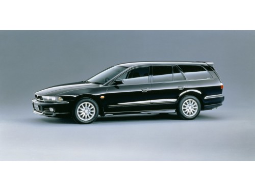 Характеристики автомобиля Mitsubishi Legnum 1.8 ST (09.1997 - 07.1998): фото, вместимость, скорость, двигатель, топливо, масса, отзывы