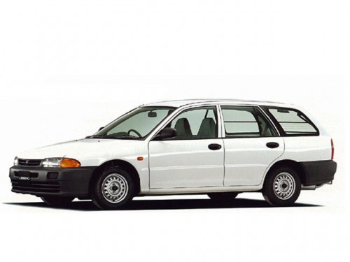 Характеристики автомобиля Mitsubishi Libero Cargo 1.5 E 4WD (09.1995 - 05.2000): фото, вместимость, скорость, двигатель, топливо, масса, отзывы