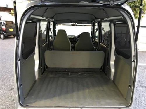 Характеристики автомобиля Mitsubishi Minicab 660 CD exceed package (08.2010 - 11.2011): фото, вместимость, скорость, двигатель, топливо, масса, отзывы
