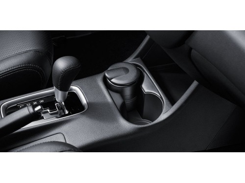 Характеристики автомобиля Mitsubishi Outlander 2.0 CVT 4WD Invite (01.2017 - 12.2018): фото, вместимость, скорость, двигатель, топливо, масса, отзывы