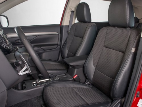 Характеристики автомобиля Mitsubishi Outlander 2.2 DI-D AT 4WD Invite (01.2014 - 05.2015): фото, вместимость, скорость, двигатель, топливо, масса, отзывы