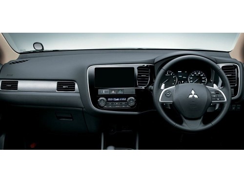 Характеристики автомобиля Mitsubishi Outlander 2.0 20G (10.2012 - 12.2013): фото, вместимость, скорость, двигатель, топливо, масса, отзывы