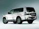 Характеристики автомобиля Mitsubishi Pajero 3.0 Long GR 4WD (10.2018 - 08.2019): фото, вместимость, скорость, двигатель, топливо, масса, отзывы