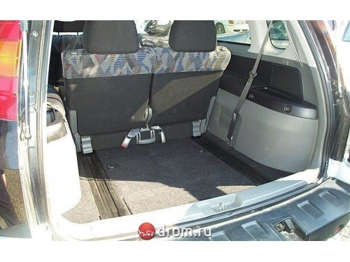 Характеристики автомобиля Mitsubishi RVR 1.8 X limited (06.1998 - 09.1999): фото, вместимость, скорость, двигатель, топливо, масса, отзывы