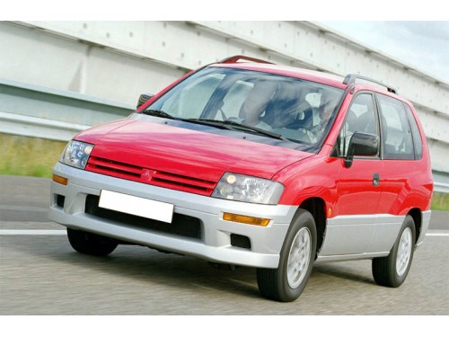 Характеристики автомобиля Mitsubishi Space Runner 2.4 AT (03.1999 - 08.2002): фото, вместимость, скорость, двигатель, топливо, масса, отзывы