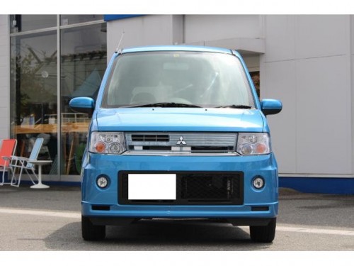 Характеристики автомобиля Mitsubishi Toppo 660 Roadest G 4WD (08.2010 - 07.2013): фото, вместимость, скорость, двигатель, топливо, масса, отзывы