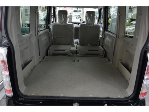 Характеристики автомобиля Mitsubishi Town Box 660 G 4WD (02.2014 - 02.2015): фото, вместимость, скорость, двигатель, топливо, масса, отзывы