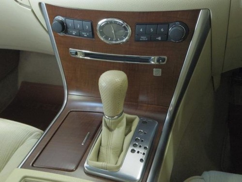 Характеристики автомобиля Mitsuoka Galue 3.5 350LX leather package (01.2008 - 02.2008): фото, вместимость, скорость, двигатель, топливо, масса, отзывы