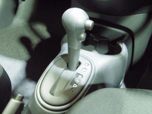 Характеристики автомобиля Mitsuoka Viewt 1.2 12DX (10.2020 - 01.2023): фото, вместимость, скорость, двигатель, топливо, масса, отзывы