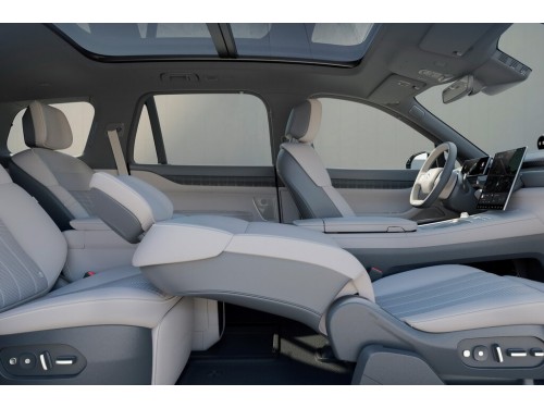 Характеристики автомобиля Nio ES8 75 kWh ES8 (12.2022 - н.в.): фото, вместимость, скорость, двигатель, топливо, масса, отзывы