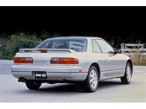 Характеристики автомобиля Nissan 240SX 2.4 MT SE (01.1991 - 12.1994): фото, вместимость, скорость, двигатель, топливо, масса, отзывы