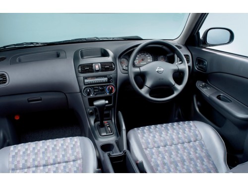Характеристики автомобиля Nissan AD 1.3 DX (08.2002 - 04.2004): фото, вместимость, скорость, двигатель, топливо, масса, отзывы
