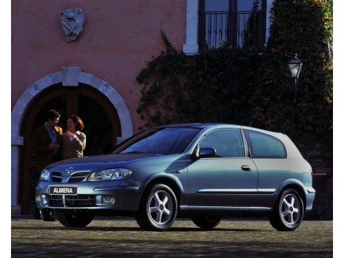 Характеристики автомобиля Nissan Almera 1.5 MT Acenta (02.2000 - 10.2002): фото, вместимость, скорость, двигатель, топливо, масса, отзывы