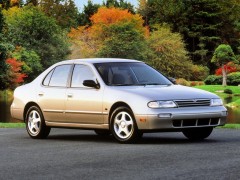 Nissan Altima 2.4 MT XE (06.1992 - 06.1997)