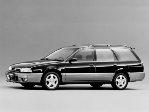 Характеристики автомобиля Nissan Avenir Salut 2.0 X (08.1995 - 12.1996): фото, вместимость, скорость, двигатель, топливо, масса, отзывы